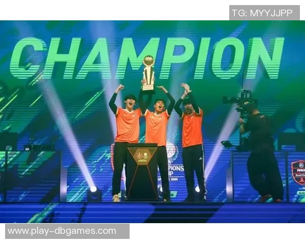 2026电竞新闻世界冠军杯赛中WE团队协作表现分析与点评探讨